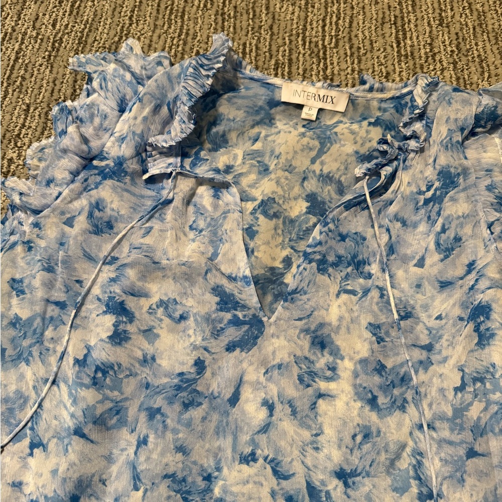Intermix Blouse - Picture 4 of 7